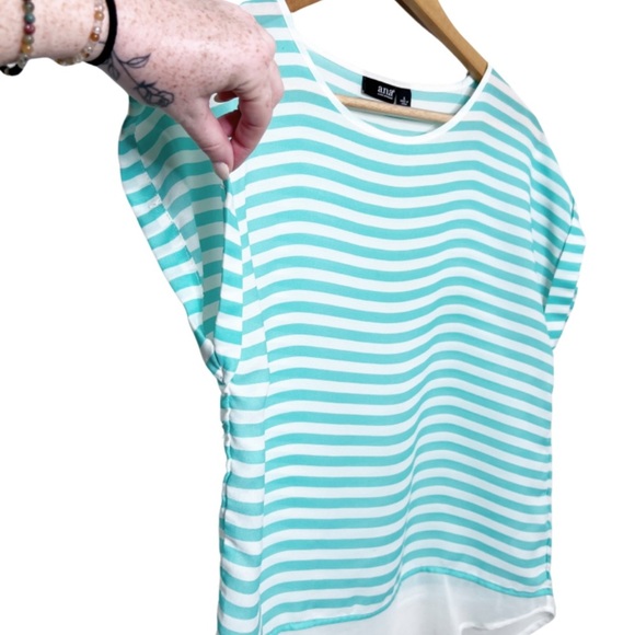 A.n.a Women's Vintage Striped Short Sleeve Oversized Crewneck Lightweight Blouse - Picture 6 of 16